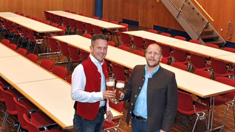 Markus Kaiser wurde als Betreiber des Partyservice "Esterl&Kaiser" von Michael Sturm als Zuständiger für die Stadthallenbewirtung vorgestellt.