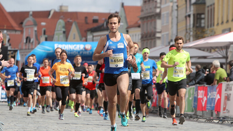 Mit 3500 Läufern erlebte die letzte Auflage von "Landshut läuft" 2019 einen Teilnehmerrekord. Für Juni peilen die Veranstalter die 4000er-Marke an.