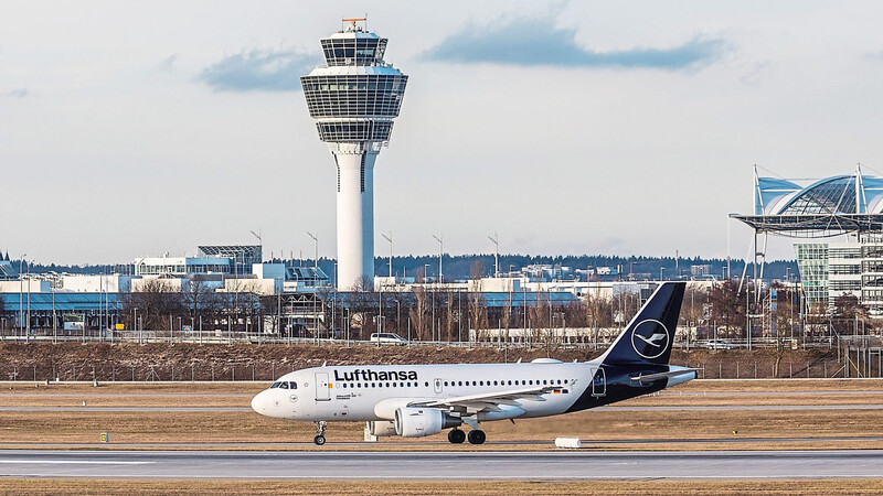 Ein Airbus A319-100 macht sich auf dem Flughafen München bereit zum Start - nicht immer sind die Maschinen mit Passagieren besetzt.