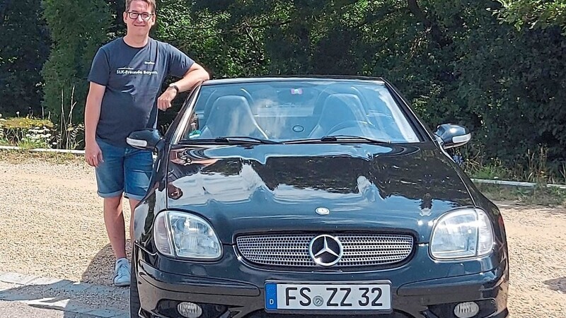 Der "Präsi" der SLK-Fahrer Bayern kommt aus Nandlstadt. Stephan Kleiber hat die Besitzer dieses Sportwagens im gesamten Freistaat organisieren können.