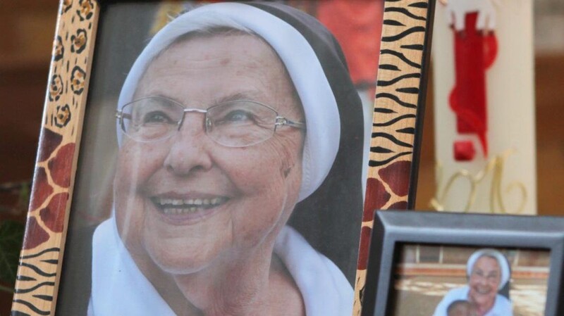 Schwester Agonia starb am 12. März 2017. Bei der Trauerfeier in Oberroning wurden Bilder gezeigt.