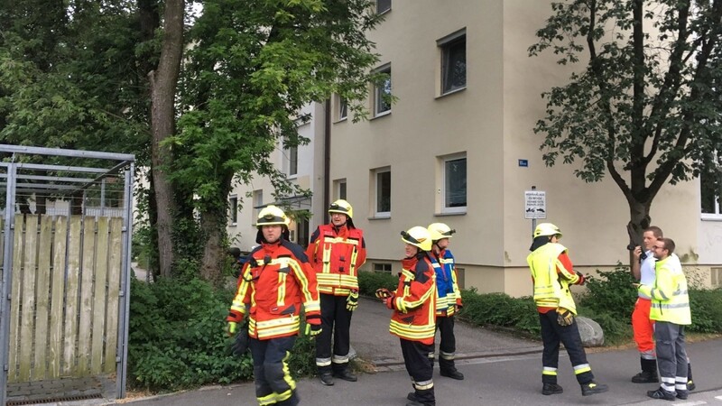 Angebranntes Essen statt Zimmerbrand. Feuerwehreinsatz in Landshut