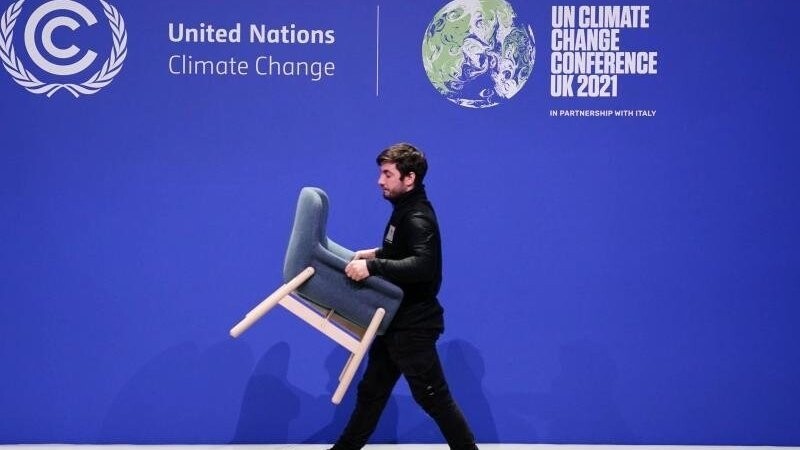 Die UN-Klimakonferenz ist in der Verlängerung. Streitpunkte sind vor allem weitere Klimahilfen für arme Staaten und die Forderung nach einem Kohleausstieg.