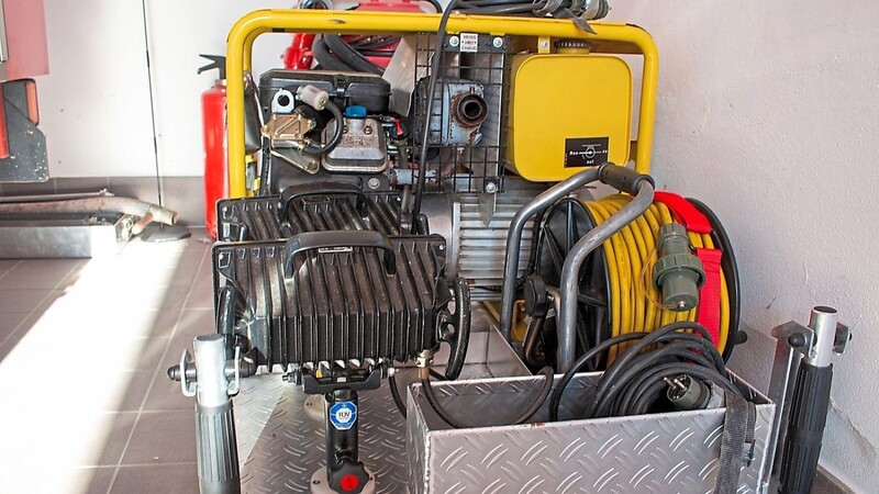 Die Ausrüstung der Feuerwehr wurde auch um ein Notstromaggregat erweitert.