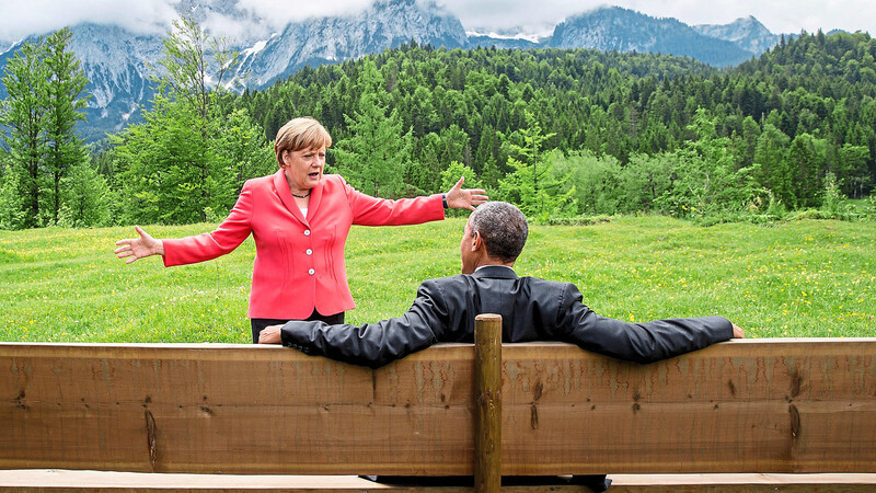Filmemacher Torsten Körner sprach nicht nur mit Angela Merkel, sondern auch mit Barack Obama. Hier sind die beiden 2015 beim G7-Gipfel bei Schloss Elmau zu sehen.