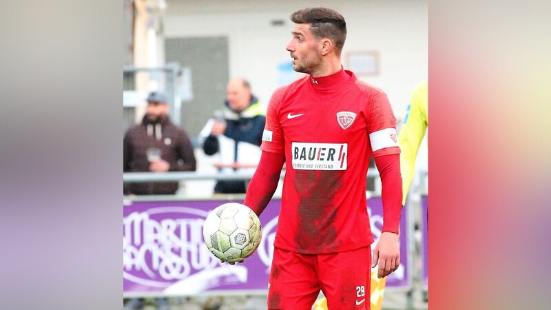 Brachte den TSV Buchbach mit seinem siebten Saisontreffer in Front: Capitano Aleks Petrovic.