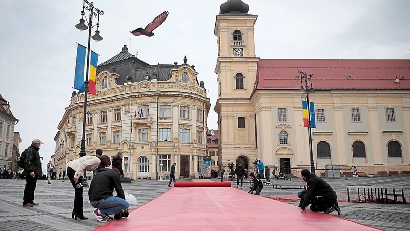 Die rumänische Stadt Sibiu rollt für die Staats- und Regierungschefs den roten Teppich aus.