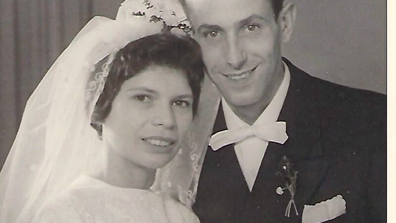 Das junge Paar bei der Hochzeit 1959.