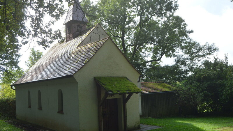 Die Marienkapelle soll zusammen mit der Klause demnächst saniert werden. An den Kosten von rund einer halben Million Euro beteiligt sich die Marktgemeinde mit etwa 40.000 Euro.