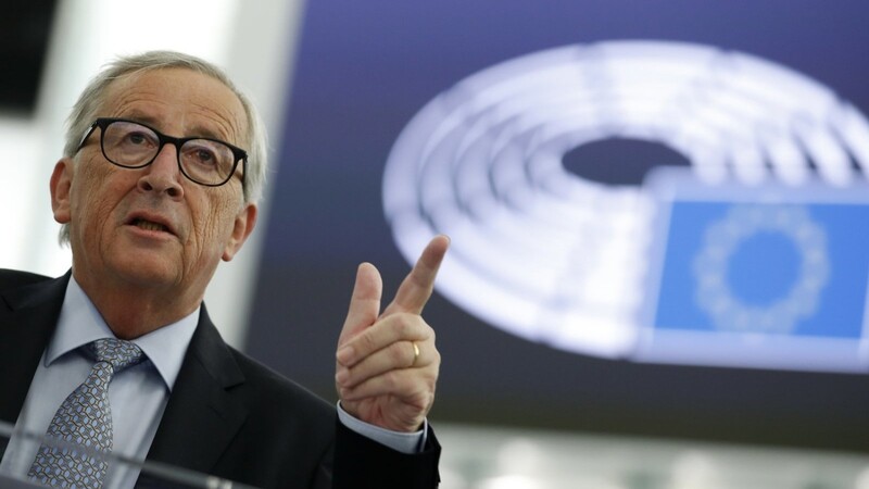 EU-Kommissionspräsident Jean-Claude Juncker spricht im Europäischen Parlament.