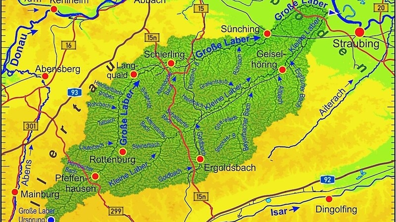 Die Große Laber erstreckt sich über 87,5 Kilometer von ihrer Mündung bei Volkenschwand bis zur Mündung in die Donau. Sie überwindet dabei 170 Meter Höhenunterschied.