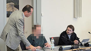 Gutachter Johannes Schwerdtner (links) und Anwalt Marius Hoser (rechts) sorgten sich um den Beschuldigten. Gutachter Johannes Schwerdtner (links) und Anwalt Marius Hoser (rechts) sorgten sich um den Beschuldigten.