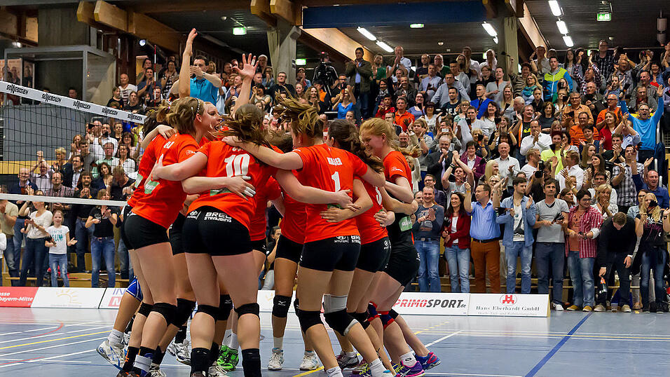 Endlich geht es wieder los. NawaRo Straubing startet am Samstag die Mission Titelverteidigung in der 2. Volleyball Bundesliga (Foto: Schindler).