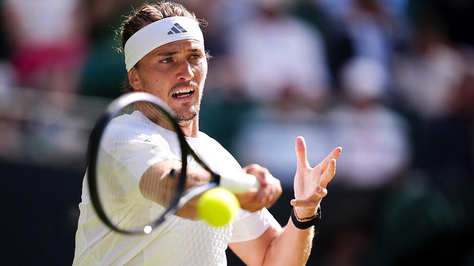 Alexander Zverev stellt mit dem Achtelfinaleinzug sein bestes Resultat in Wimbledon ein. Alexander Zverev stellt mit dem Achtelfinaleinzug sein bestes Resultat in Wimbledon ein.