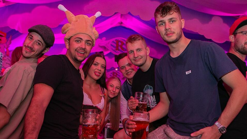Die Partybilder vom Sonntag, 14. August 2022, aus dem Festzelt Reisinger.