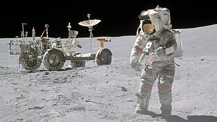 Die Visionen reichen von der Nutzung des Mondes als Forschungsplattform bis zur Besiedlung in den kommenden Jahrzehnten.