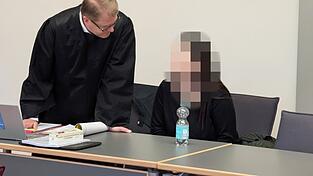 Auch Strafverteidiger Jan Bockemühl setzte sich für die geschlossene Therapie seiner Mandantin ein. Auch Strafverteidiger Jan Bockemühl setzte sich für die geschlossene Therapie seiner Mandantin ein.