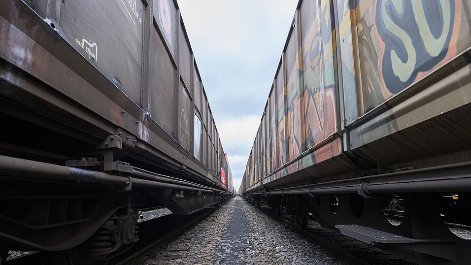 Die G&uuml;terverkehrssparte der Deutschen Bahn steckt seit Jahren in der Krise. (Archivbild)