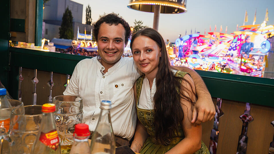 Die Partybilder vom Donnerstag, 15. August, aus dem Festzelt Nothaft. Die Partybilder vom Donnerstag, 15. August, aus dem Festzelt Nothaft.
