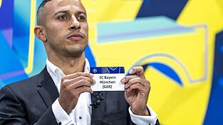 Danke Thiago: Der ehemalige Bayern-Profi zog Celtic Glasgow als Playoff-Gegner.