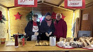 Ein tatkräftiges Team: (v.l.) Gabriele Hermann-Kollig, Anna-Maria Fuchs, Hannelore Schneider. Ein tatkräftiges Team: (v.l.) Gabriele Hermann-Kollig, Anna-Maria Fuchs, Hannelore Schneider.