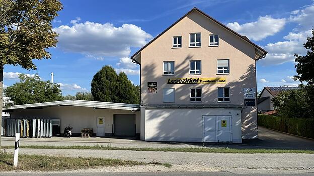 Für den Lesezirkel wird dieses Anwesen schon länger nicht mehr genutzt. Eingezogen ist unter anderem ein religiöser Verein. Für den Lesezirkel wird dieses Anwesen schon länger nicht mehr genutzt. Eingezogen ist unter anderem ein religiöser Verein.