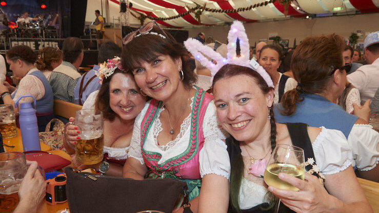 Die Partybilder vom Freitag, 14. August, aus dem Festzelt Lechner. Die Partybilder vom Freitag, 14. August, aus dem Festzelt Lechner.