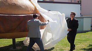 In Frontenhausen wurde am Donnerstag ein neuer Foto-Hotsopot enthüllt. In Frontenhausen wurde am Donnerstag ein neuer Foto-Hotsopot enthüllt.