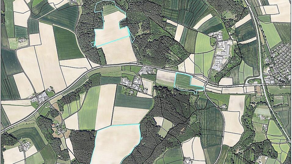 Nattersdorf mit möglichen Photovoltaik-Flächen (türkis eingezeichnet) Nattersdorf mit möglichen Photovoltaik-Flächen (türkis eingezeichnet)