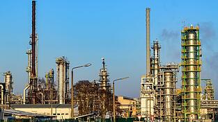 Die PCK-Raffinerie geh&ouml;rt mehrheitlich Rosneft. (Archivbild)