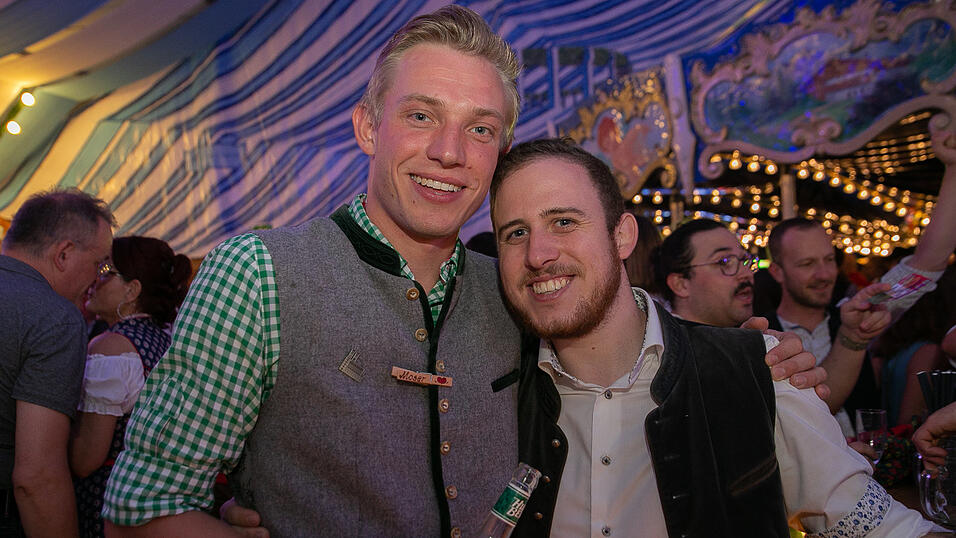 Die Partybilder von Freitag, 19. August 2022, aus dem Festzelt Wenisch.