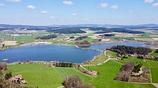 Es darf nun wieder im Drachensee geschwommen werden.