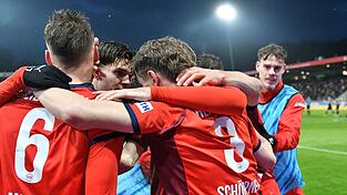 Heidenheim feiert einen wichtigen Heimsieg.