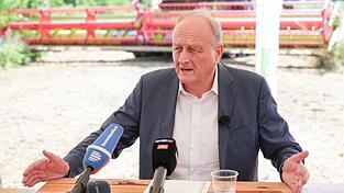 Bauernpräsident Joachim Rukwied hält Minijobber in der Landwirtschaft für unersetzbar. Bauernpräsident Joachim Rukwied hält Minijobber in der Landwirtschaft für unersetzbar.