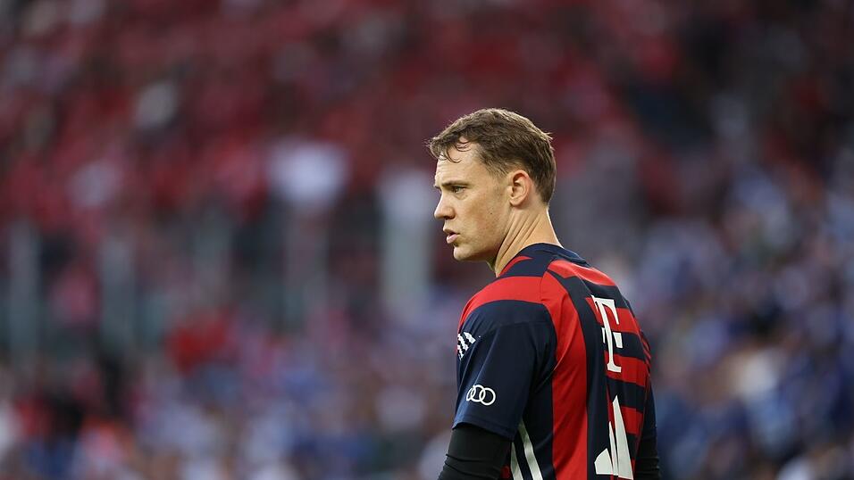Manuel Neuer wurde bei seinem m&ouml;glicherweise letzten Auftritt in der Schalker Arena ausgepiffen.