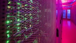 Deutschland muss dem IT-Verband Bitkom zufolge gegensteuern, um bei Rechenzentren international den Rückstand nicht noch größer werden zu lassen. (Archivbild) Deutschland muss dem IT-Verband Bitkom zufolge gegensteuern, um bei Rechenzentren international den Rückstand nicht noch größer werden zu lassen. (Archivbild)