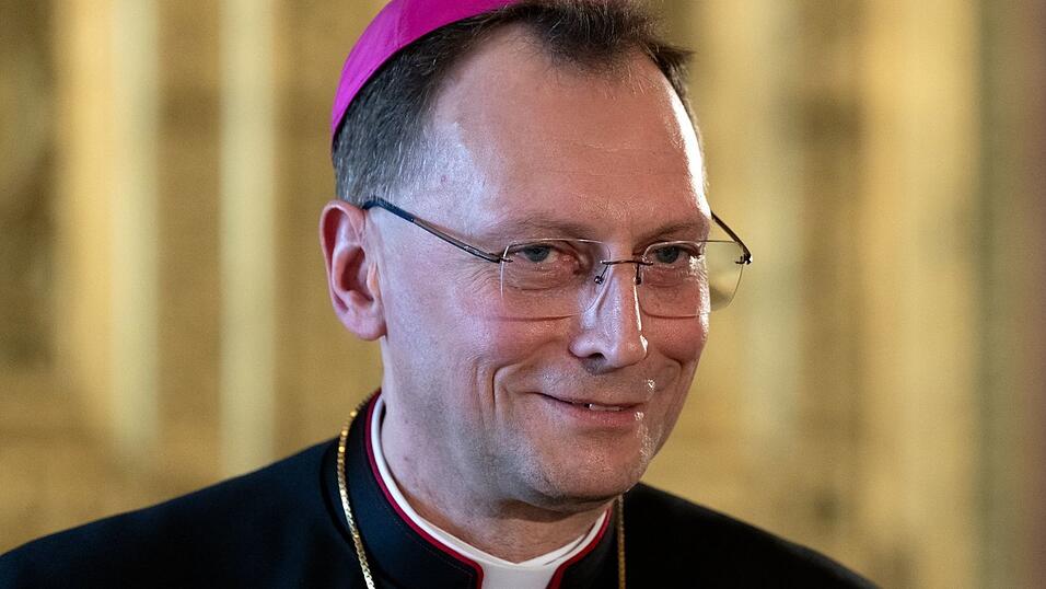 Die Ernennung der wegen ihrer Haltung zum ungeborenen Leben umstrittenen Juristin Frauke Brosius-Gersdorf zur Verfassungsrichterin wäre nach Auffassung von Bambergs Erzbischof Herwig Gössl ein «innenpolitischer Skandal».