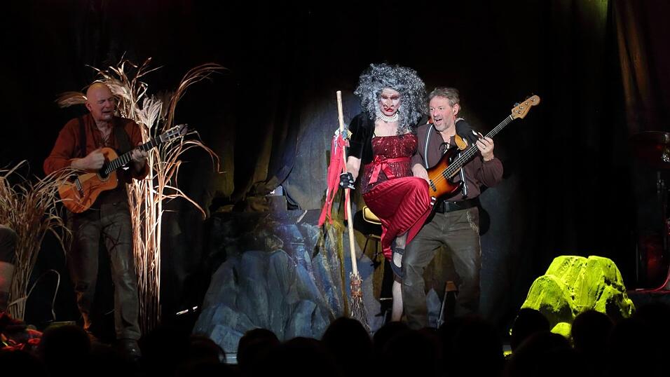 Das 'Mystical' von Schariwari gastiert in einer aktuellen Fassung im B&uuml;rgersaal.