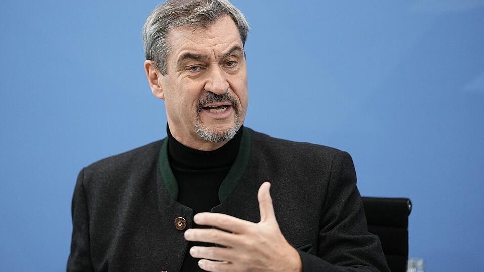 Zeigt sich zufrieden: CSU-Chef S&ouml;der.