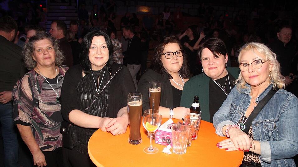 Auf der Eskara &Uuml;30-Party in Essenbach war wieder viel los.