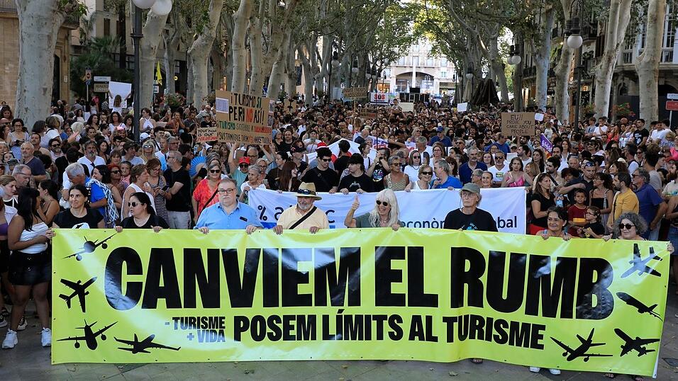 Es gibt immer mehr Proteste gegen Massentourismus. (Foto Archiv)