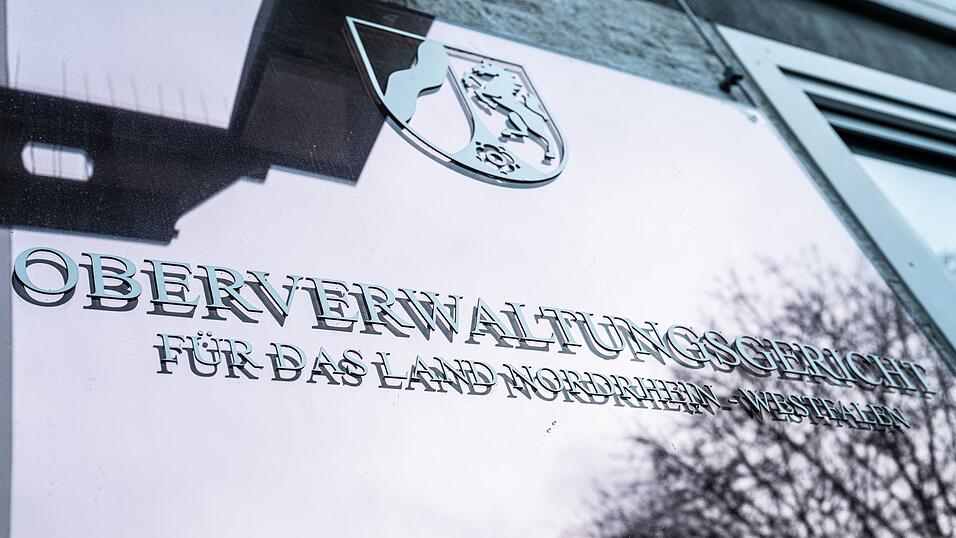 Nach einem Eilbeschluss des Oberverwaltungsgerichts M&uuml;nster darf der Rapper 18 Karat abgeschoben werden. (Symbolbild)