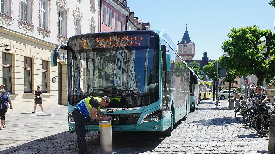 Beim Poller in der Stra&szlig;enmitte versagte die Technik.