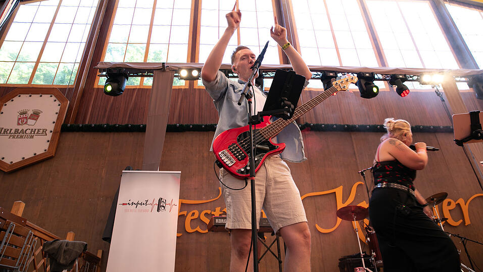 Die Partybilder vom Dienstag, 12. August, aus dem Festzelt Krönner. Die Partybilder vom Dienstag, 12. August, aus dem Festzelt Krönner.