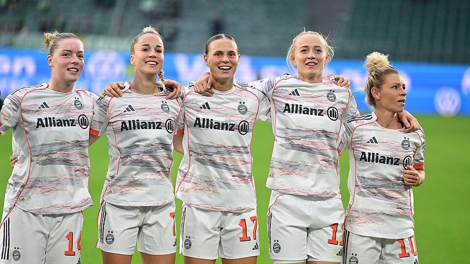 Erreichen das Pokal-Viertelfinale: Die Bayern-Frauen. (Archivbild) Erreichen das Pokal-Viertelfinale: Die Bayern-Frauen. (Archivbild)