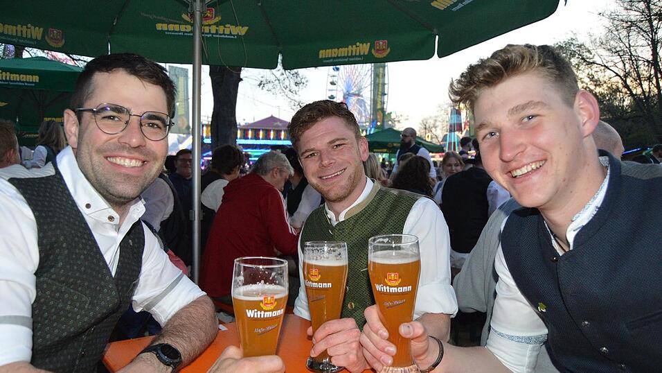 Viele Landshuter feierten am Freitag auf der Dult.&nbsp;