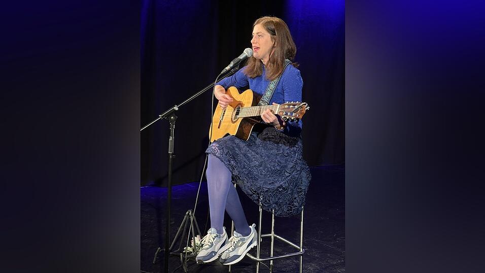 Claudia Pichler war k&uuml;rzlich zu Gast in der B&uuml;hne am Schardthof und brachte das Publikum so zum Lachen.