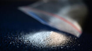 Crystal Meth soll der Angeklagte in einem W&auml;schekorb transportiert haben. (Symbolfoto)