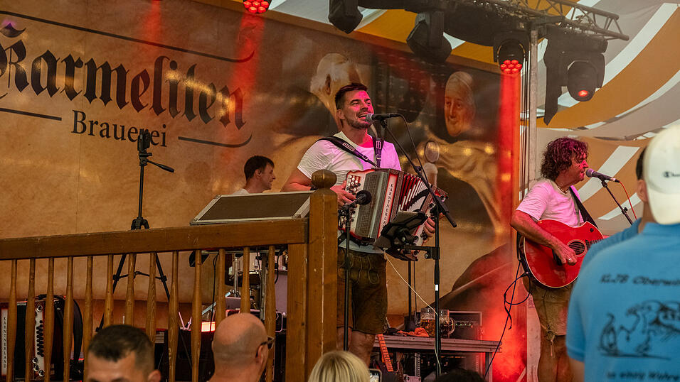 Die Partybilder vom Montag, 14. August 2023, aus dem Festzelt Nothaft. Die Partybilder vom Montag, 14. August 2023, aus dem Festzelt Nothaft.