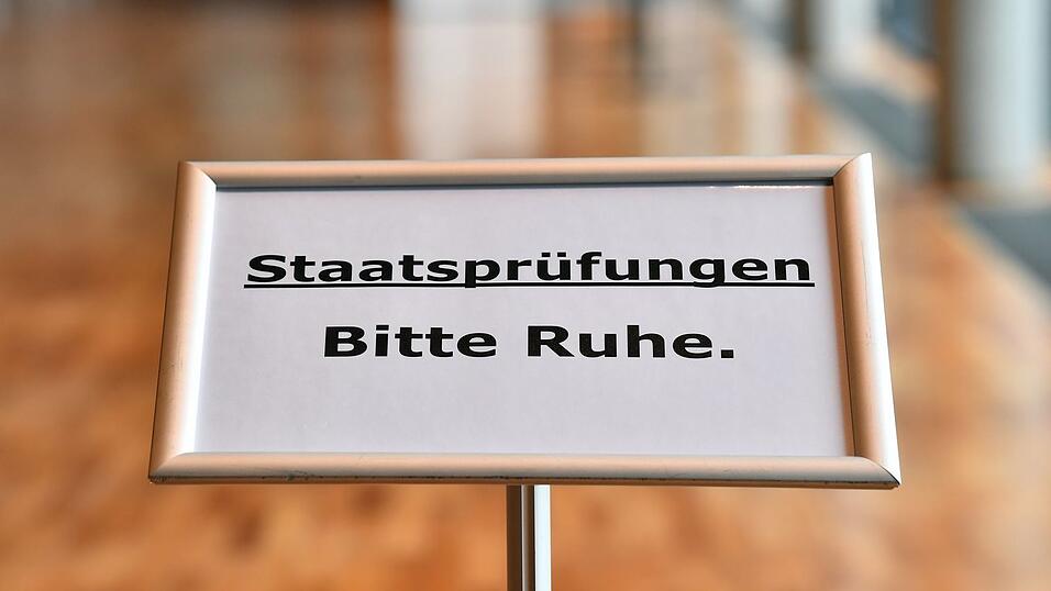 Die CSU ist offen für einen integrierten Jura-Bachelor. (Symbolbild) Die CSU ist offen für einen integrierten Jura-Bachelor. (Symbolbild)